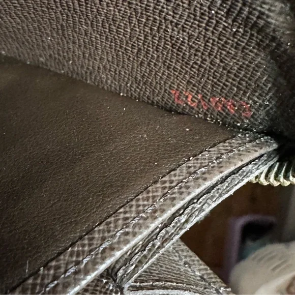 Louis Vuitton DAMIER full zip long wallet brown preloved will fit cell phone - Picture 12 of 17